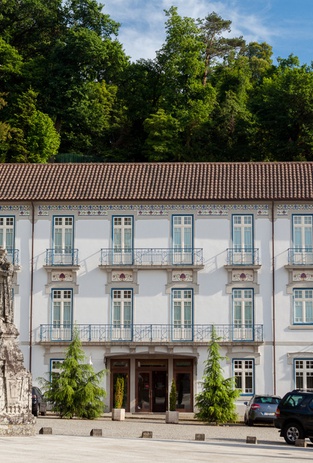 Facade do Templo Hotel en Braga